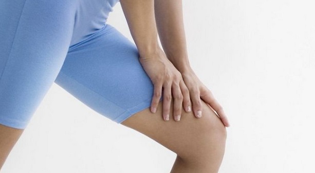 Почему щелкает колено и в каких случаях это опасно | Блог клиники Артромед